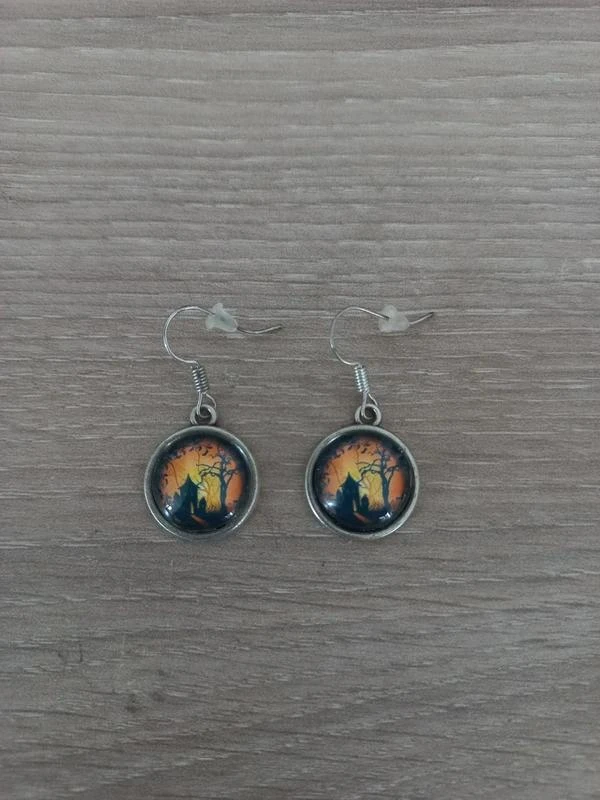 Boucles D'Oreilles Cabochon "Maison Hantée"